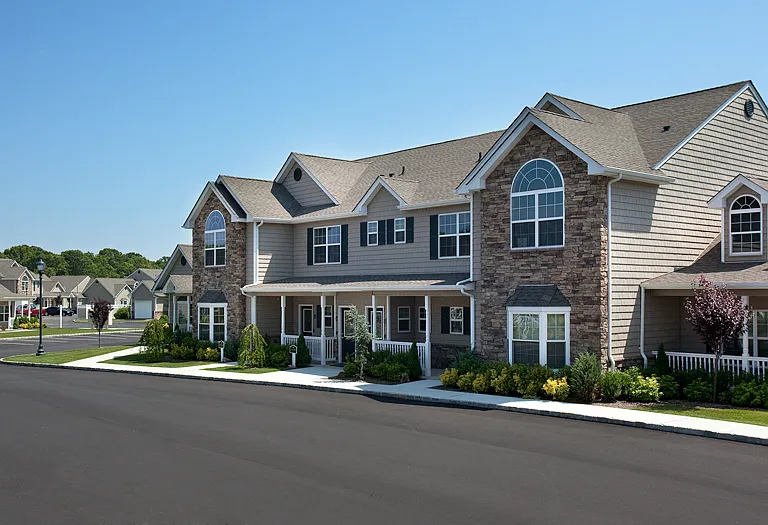 Fairfield Knolls East — Photo 1