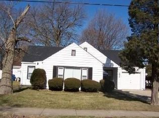 558 E 158th St, South Holland, IL 60473