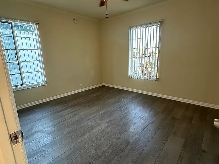 5405 Fernwood Ave — Photo 13
