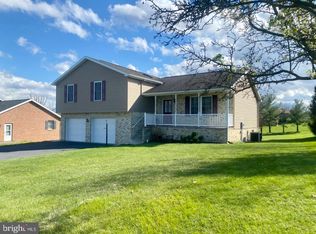 187 Onyx Dr, Chambersburg, PA 17202