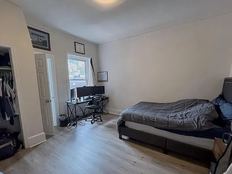 2037 Spring Garden St #3FF — Photo 5