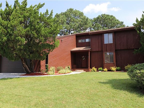 3rd image of 1428 Waterside Dr S