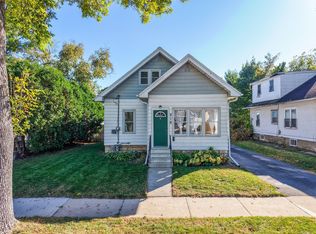 216 10th Ave NE, Rochester, MN 55906