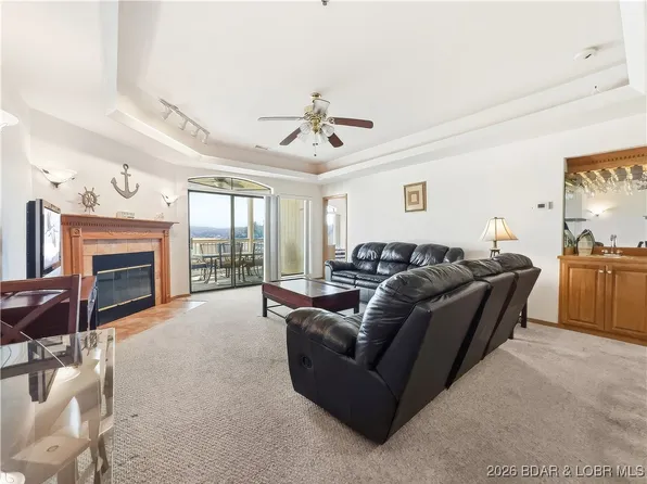 50 Aqua Finn Dr Unit 2A, Lake Ozark, MO 65049