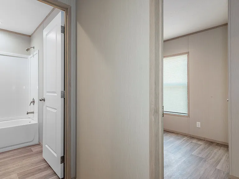 6310 Strawberry Dr — Photo 18