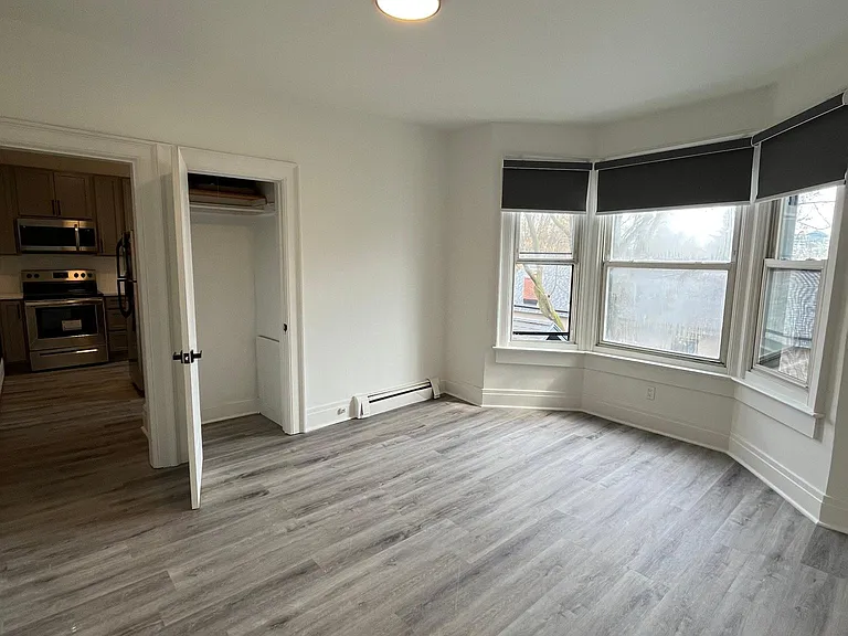 26 Irving Pl — Photo 10