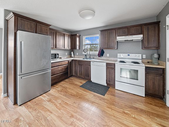 5th image of 5160 Stewart Dr