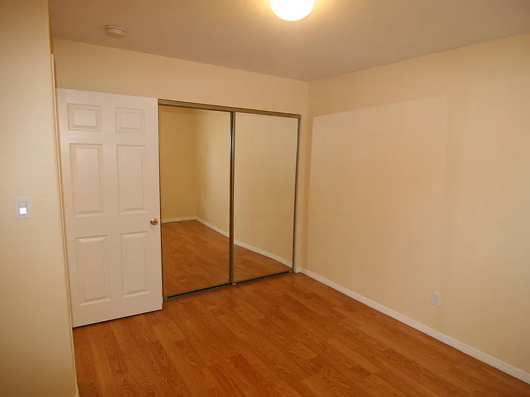 24604 Eshelman Ave — Photo 10