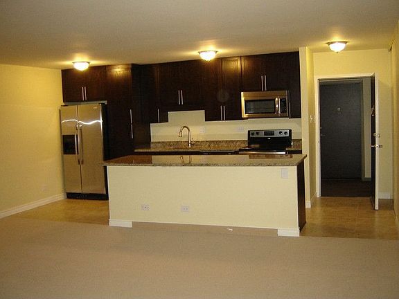 2nd image of 3100 Cherry Creek South Dr APT 106
