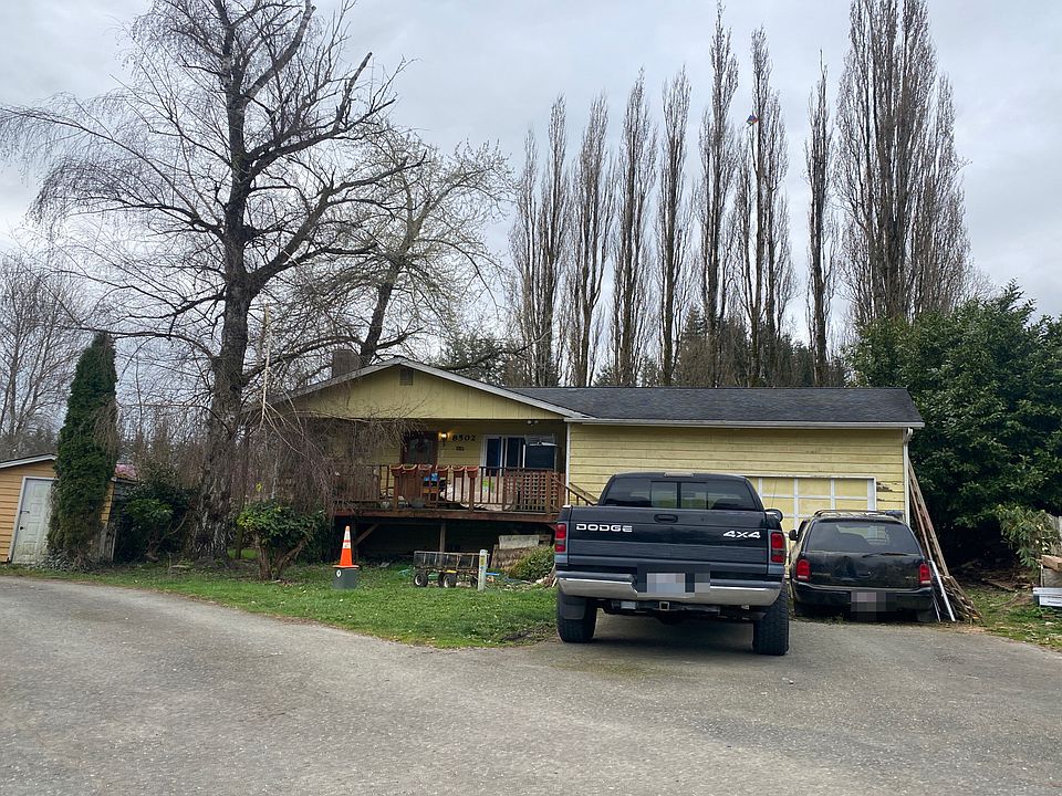1st image of 8502 Spruce Pl SE