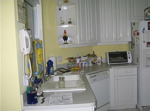 4th image of 605 SW Saint Thomas Cv