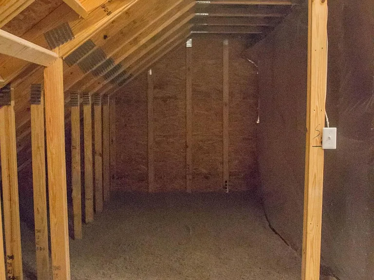 105 Red Maple Ct — Photo 12