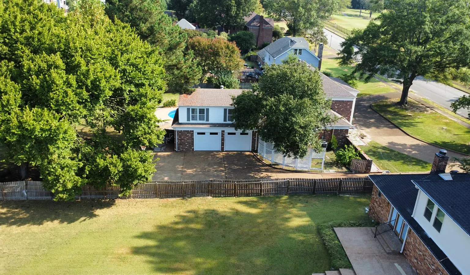 6 bed, 3.5 bath, 3600 sqft, $7,450 — Photo 4