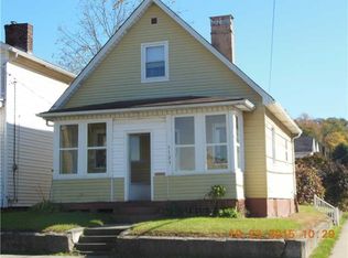 1123 Agnew St, New Castle, PA 16101
