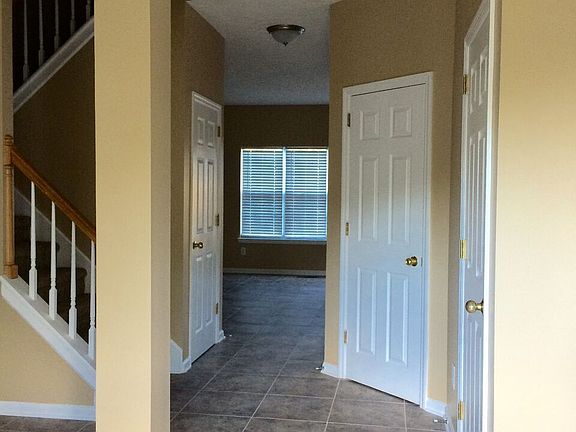 886211_Entry Way_04192016