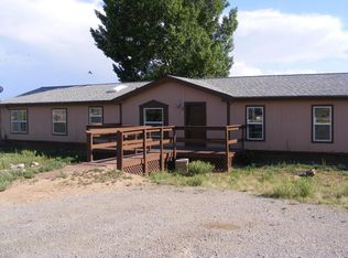 2 Thompson Ln, Edgewood, NM 87015