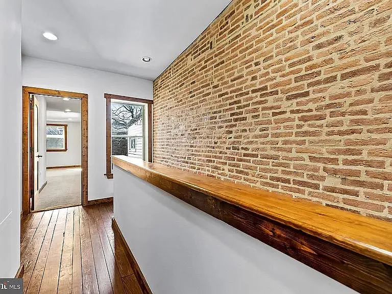 3523 Gough St — Photo 30