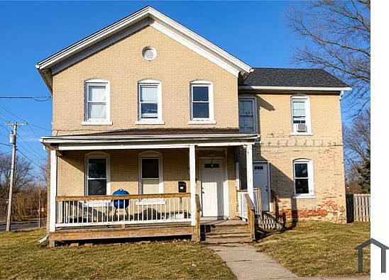 1st image of 504 E Winneshiek St #1