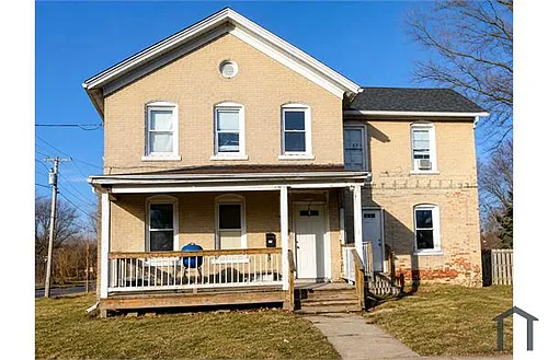 504 E Winneshiek St #1 Photo 1