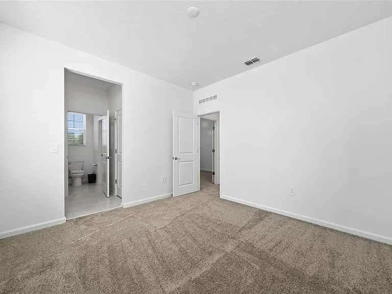 4132 Jespersen St — Photo 21