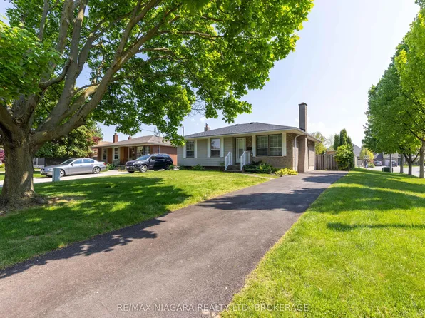 29 Granada Dr, Saint Catharines, ON L2N 2S4