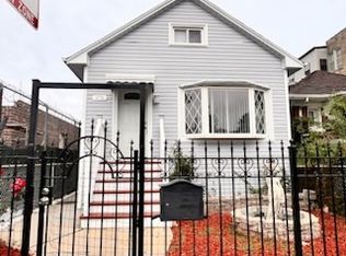 4736 W Addison St, Chicago, IL 60641