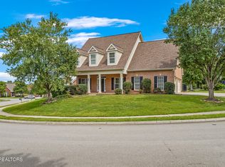 1422 Stone Tower Rd, Knoxville, TN 37922