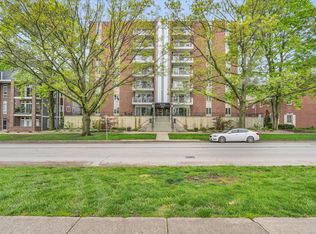 405 W University Ave, Champaign, IL 61820