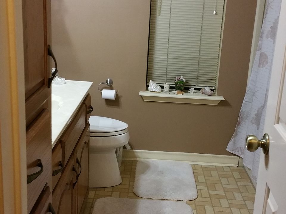 1st image of 3129 Briarhurst St