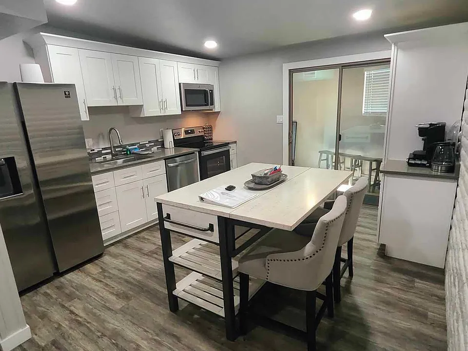 311 E Glenn St #311