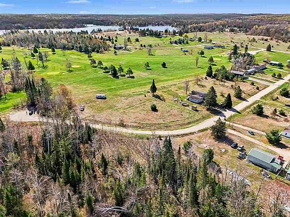3rd image of 15281 Golfcrest Dr