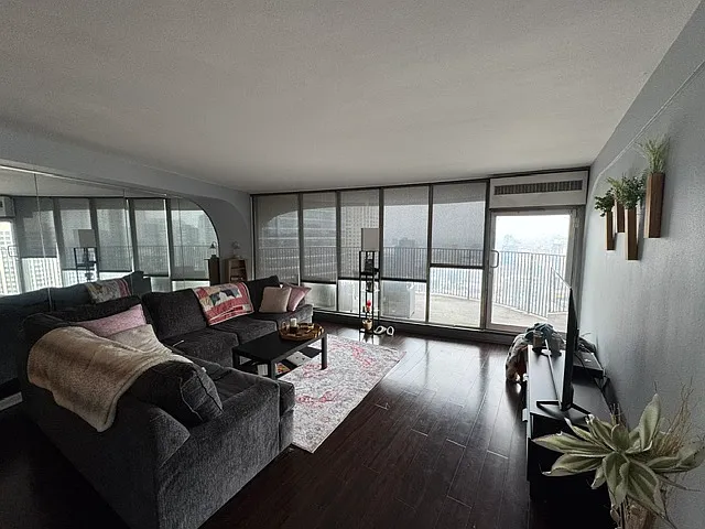 300 N State St #4828 — Photo 10