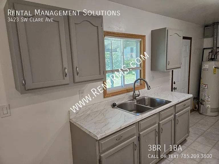 3423 SW Clare Ave — Photo 6