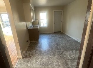 1406 W Walker St, Milwaukee, WI 53204