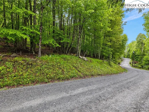 131 Chestnut Way, Beech Mountain, NC 28604