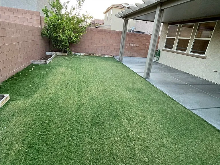 9325 Keystone Ridge Ave — Photo 15