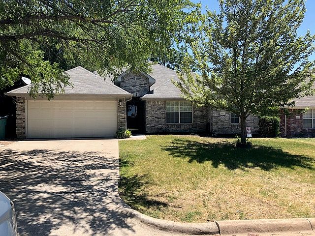 1st image of 1417 Southridge Ln