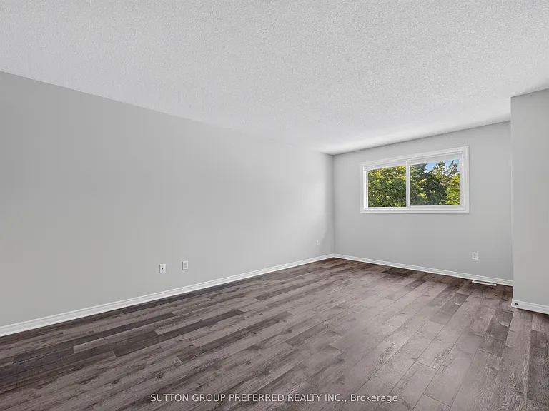 185 N Centre St #7 — Photo 20