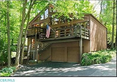 1st image of 404 Hickory Ln