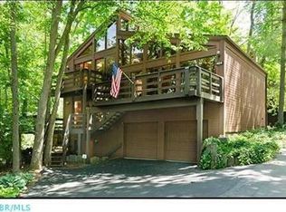 404 Hickory Ln, Westerville, OH 43081