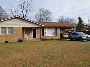 2257 Stanton St, Fayetteville, NC 28304