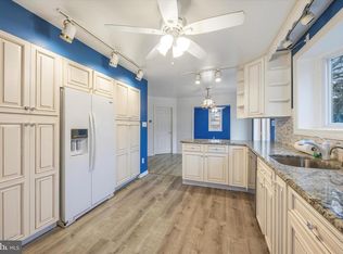 103 Valley Rd, Wilmington, DE 19804