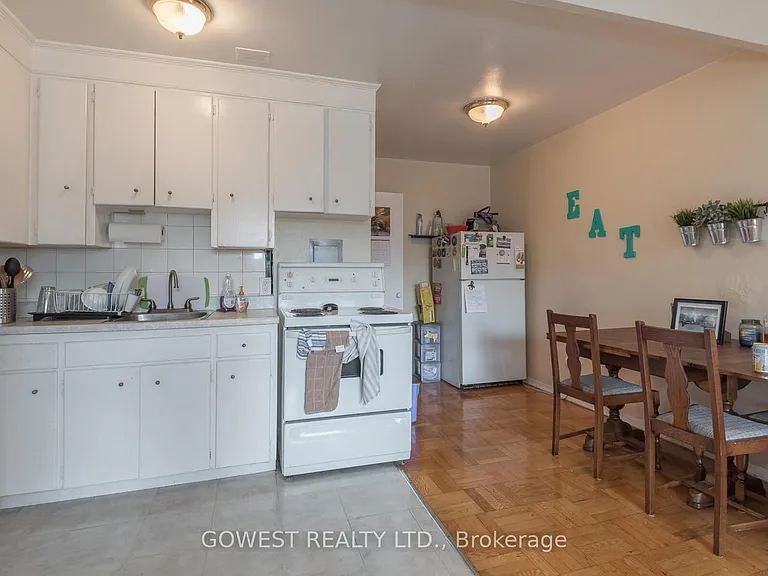 205 Keele St #206 — Photo 12
