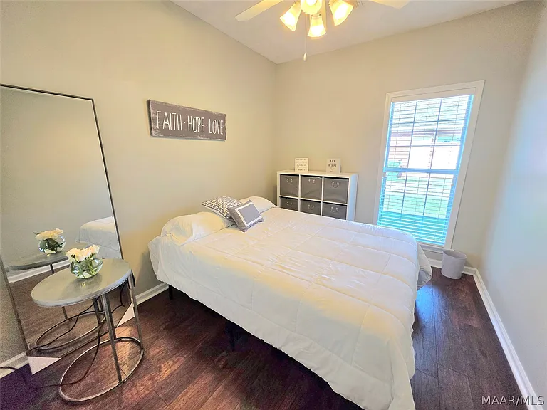 607 Forest Trl — Photo 23