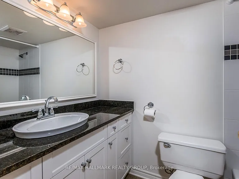 470 Laurier Ave W #902 — Photo 26