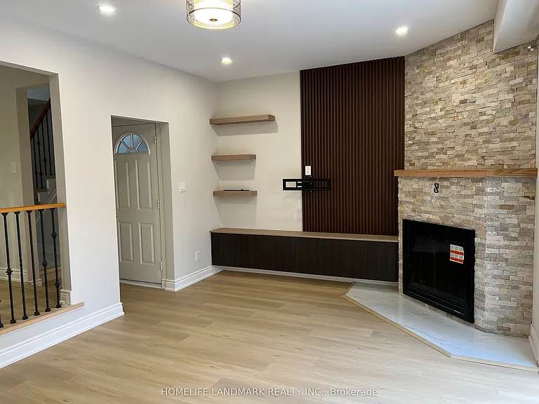 70 Lady Churchill Ct — Photo 6