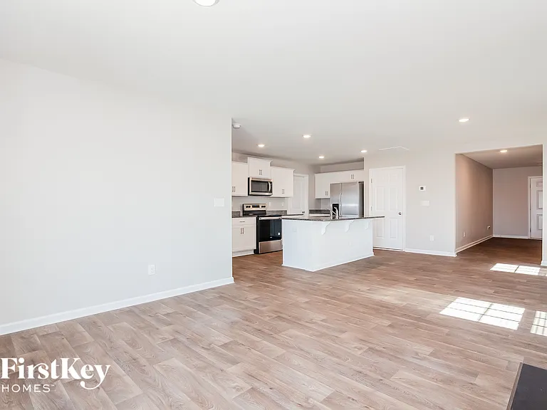 2647 Idared Dr — Photo 4