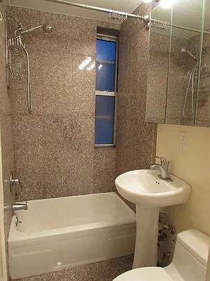 Rented by Majesty Management | media 53