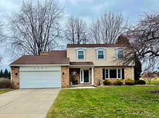 3383 Wintergreen Dr W, Saginaw, MI 48603