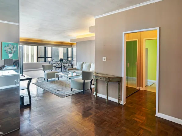 425 East 58th Street image 5 of 18